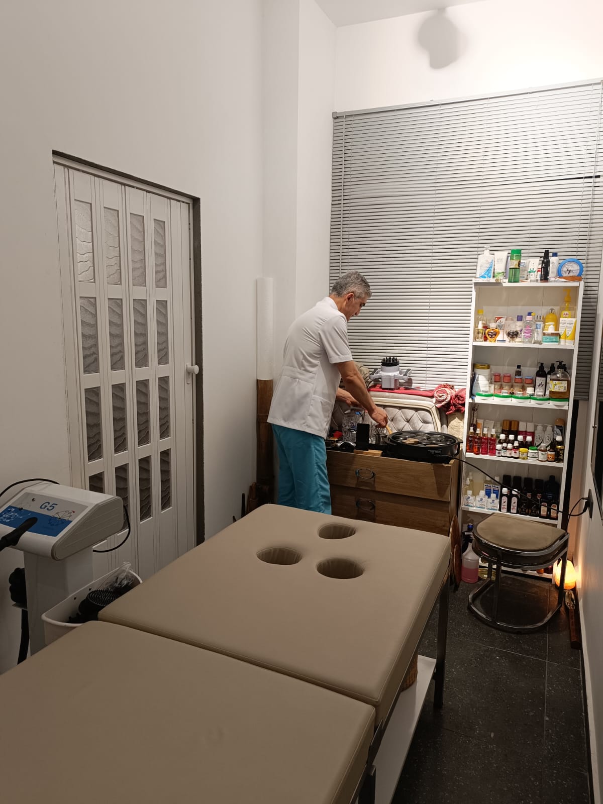 Medikal Fizik Tedavi Masaj Salonu / İzmir